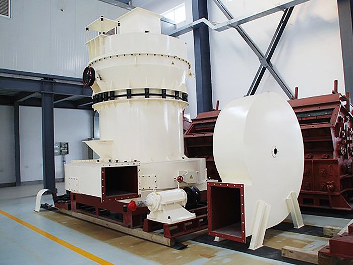 長(cháng)石高壓懸輥磨粉機