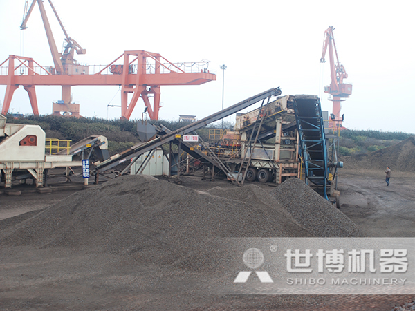山西臨汾大型移動(dòng)石子生產(chǎn)線(xiàn)