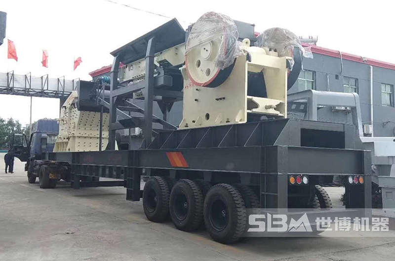 輪式柴油移動(dòng)破碎機發(fā)貨