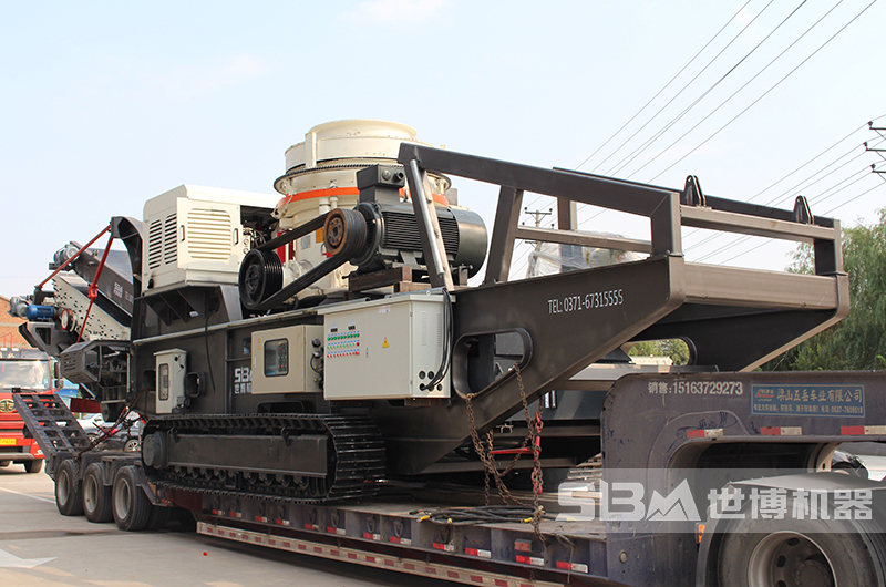 履帶車(chē)載移動(dòng)打石機廠(chǎng)家發(fā)貨