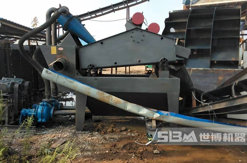 細沙回收脫水一體機工作現場(chǎng)圖