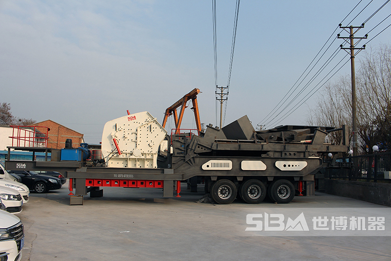 反擊移動(dòng)破碎機