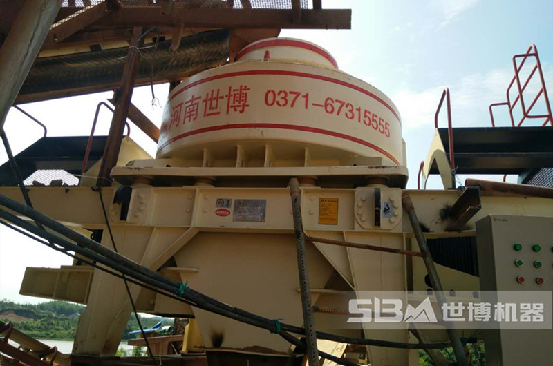 制砂生產(chǎn)線(xiàn)現場(chǎng)