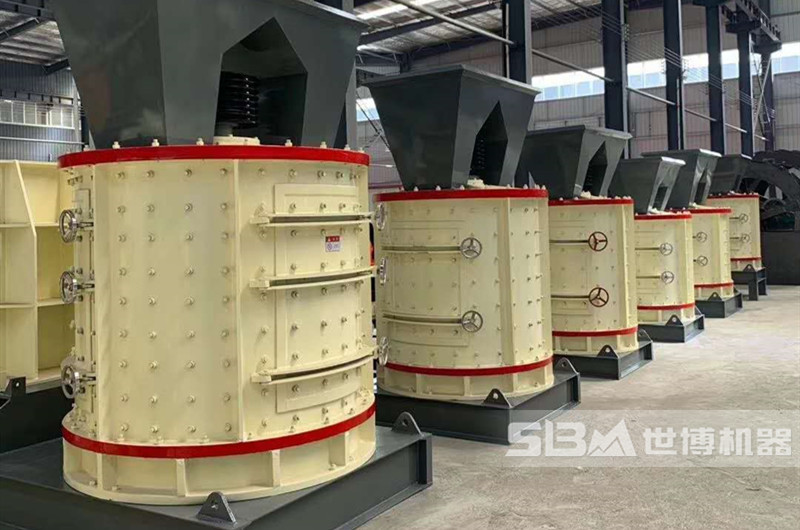 河南世博破碎機廠(chǎng)家生產(chǎn)的高濕物料破碎機