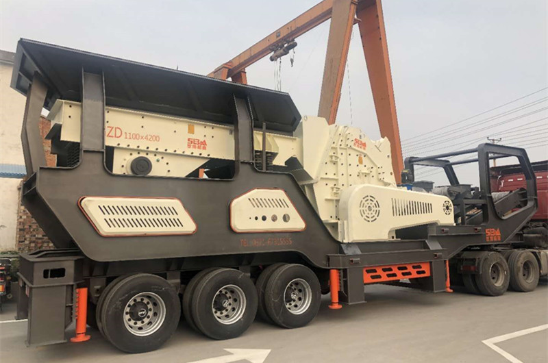 輪胎移動(dòng)山石破碎機