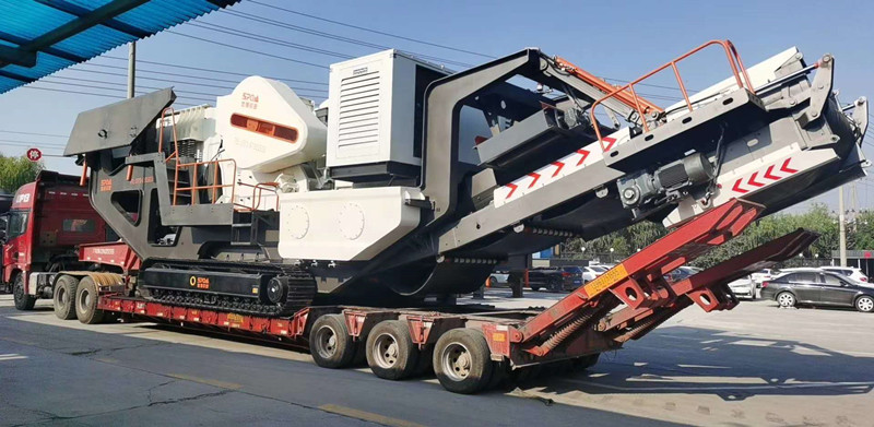 履帶移動(dòng)鄂破機發(fā)貨