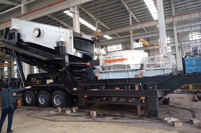 世博移動(dòng)式環(huán)保制砂機車(chē)間