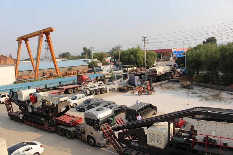 世博石頭破碎機廠(chǎng)家履帶破碎站