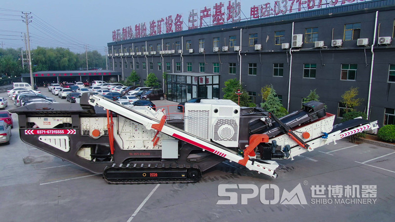 大型履帶式移動(dòng)石頭破碎機