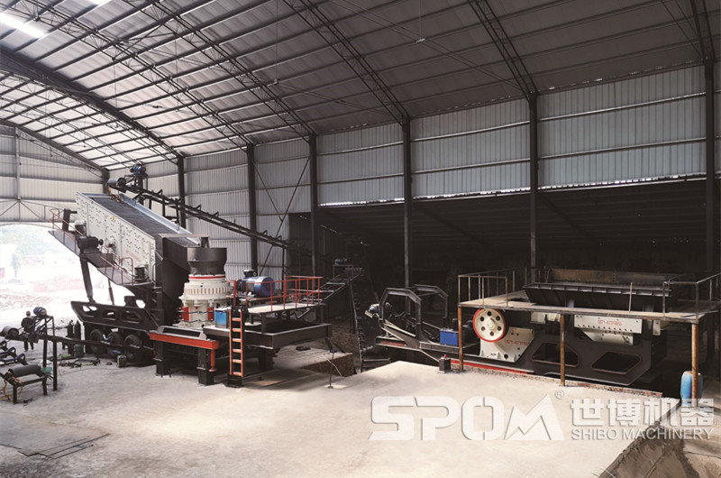 移動(dòng)式花崗巖石子破碎生產(chǎn)線(xiàn)