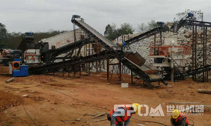 半固定半移動(dòng)式破碎站組合的生產(chǎn)線(xiàn)