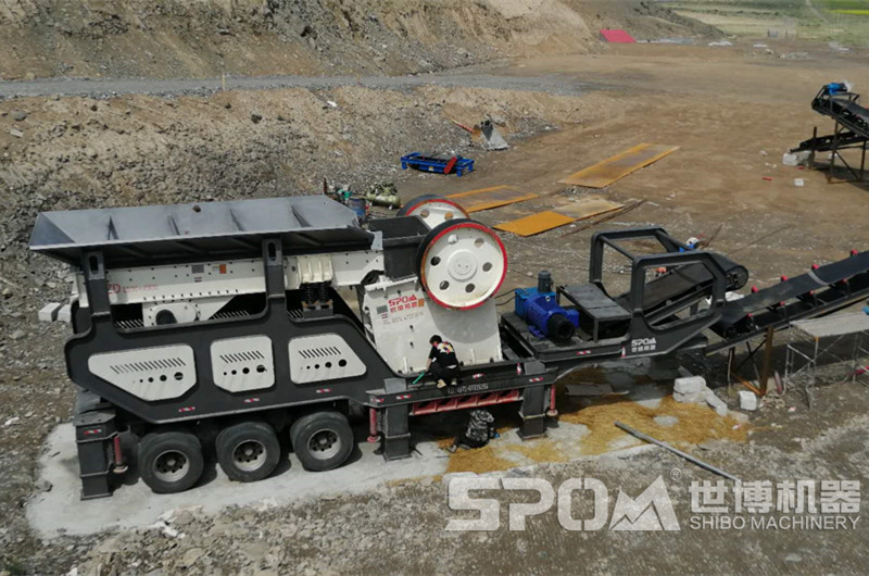 顎破移動(dòng)破碎機