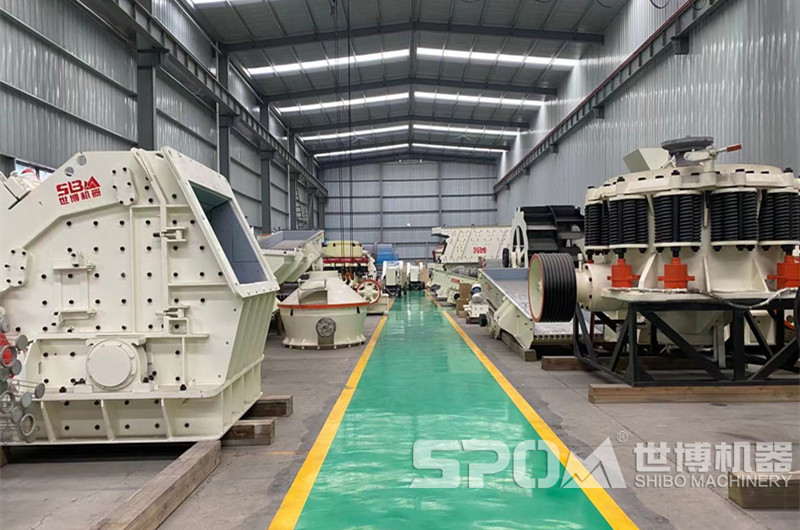 世博碎石機車(chē)間實(shí)拍