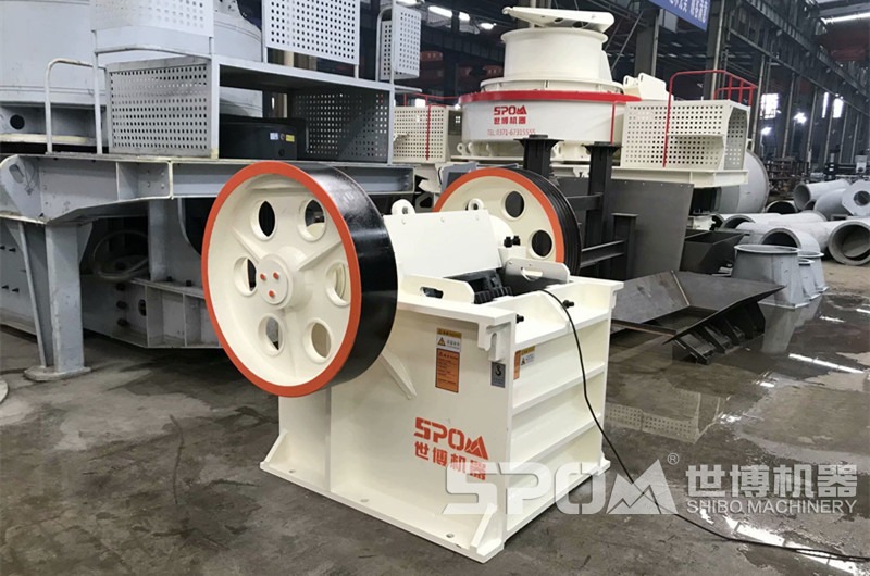 買(mǎi)四六破碎機，來(lái)世博機械