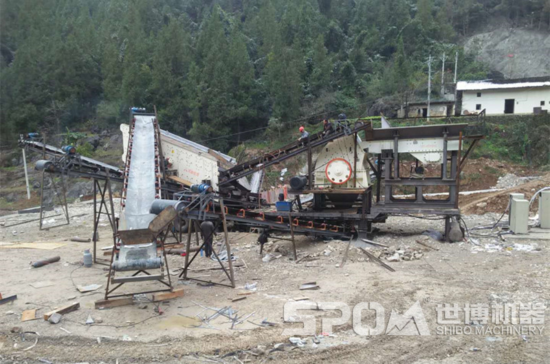 可移動(dòng)煤炭粉碎機結構組成，現場(chǎng)安裝圖