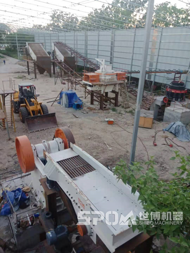 大理石廢料加工設備安裝現場(chǎng)圖